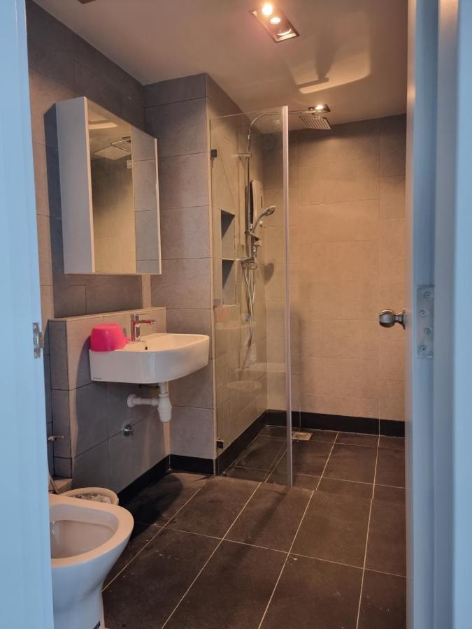 Nana Homestay - Jesselton Quay Kota Kinabalu Bagian luar foto