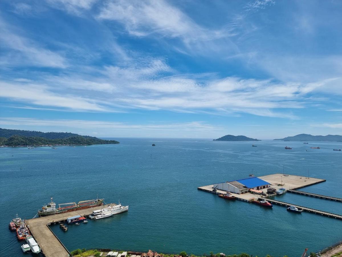 Nana Homestay - Jesselton Quay Kota Kinabalu Bagian luar foto