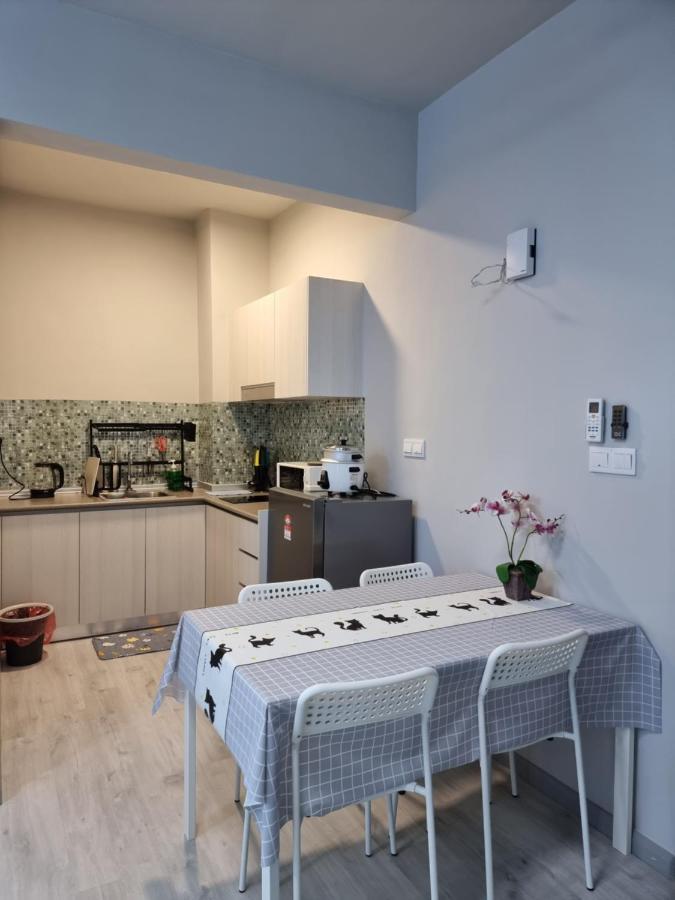 Nana Homestay - Jesselton Quay Kota Kinabalu Bagian luar foto