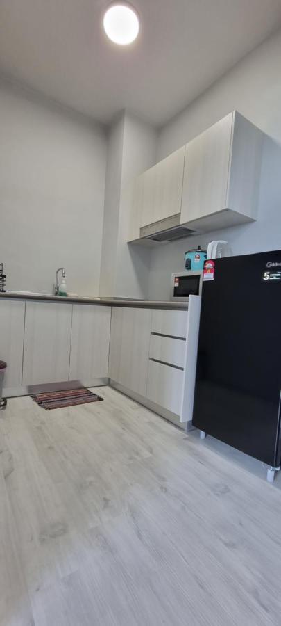 Nana Homestay - Jesselton Quay Kota Kinabalu Bagian luar foto